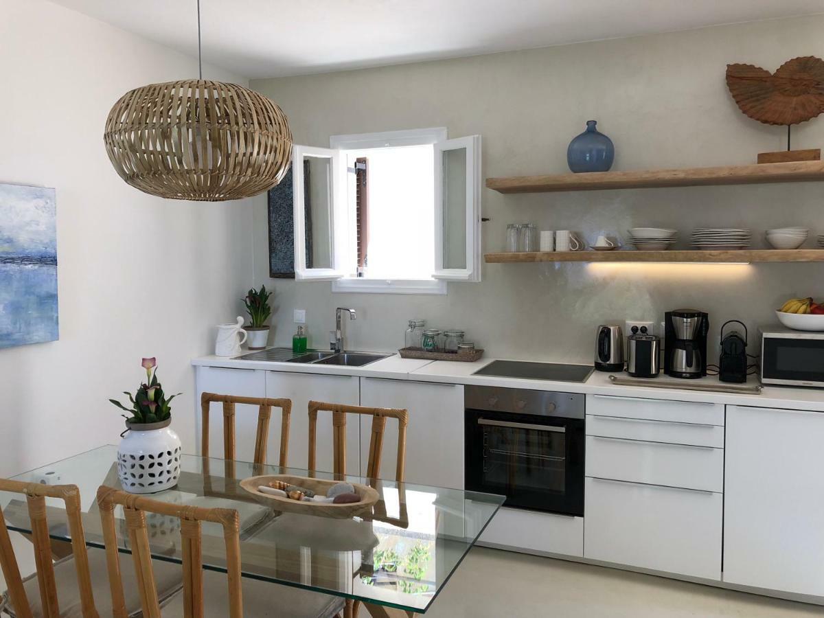 Aqua Seafront Glyfada Corfu Beach House With Garden Bagian luar foto