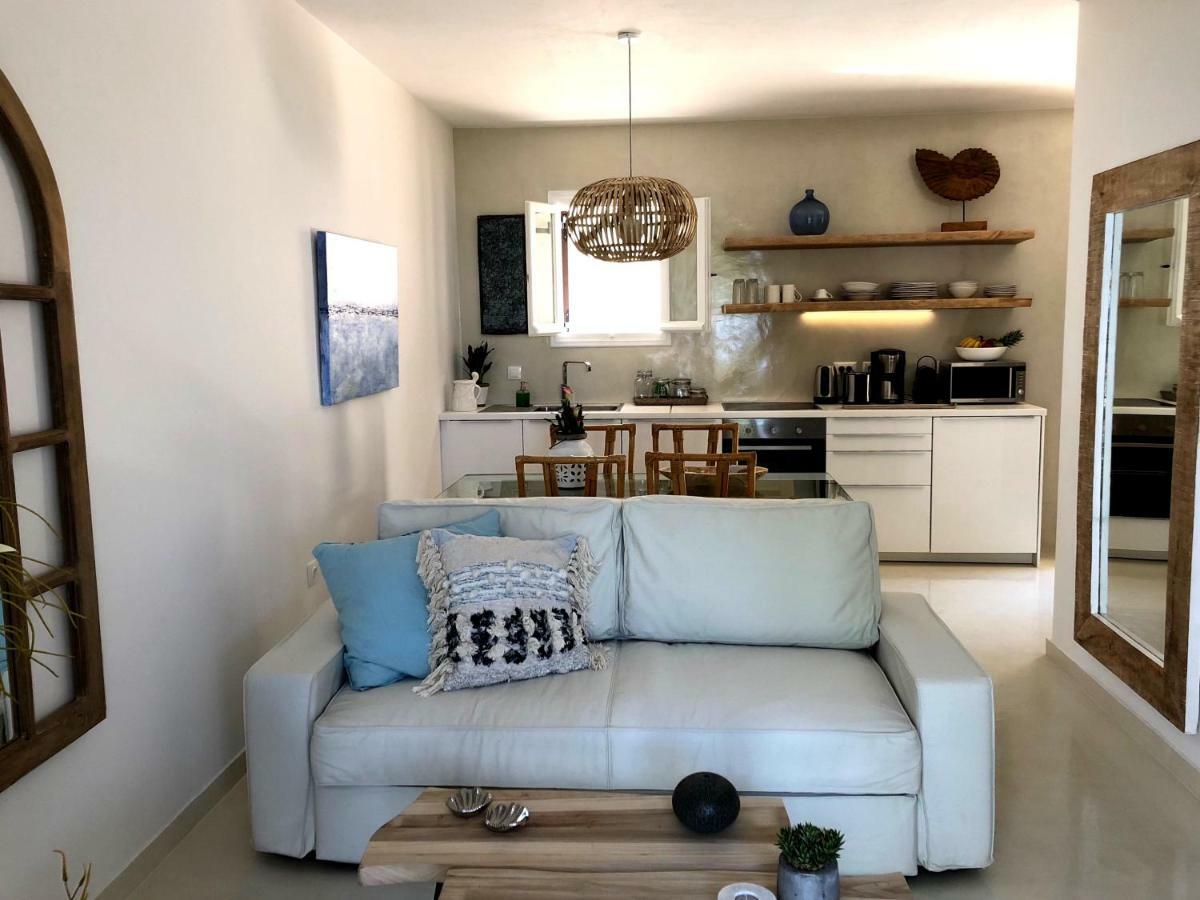 Aqua Seafront Glyfada Corfu Beach House With Garden Bagian luar foto